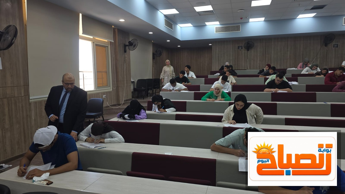 580 طالبًا يؤدون امتحانات الطب والجراحة بجامعة جنوب الوادي الأهلية